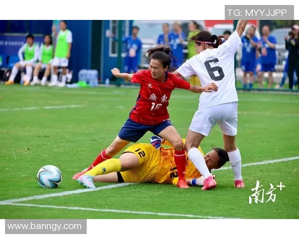 激烈对抗燃爆绿茵场 足球赛事带你领略全球顶级竞技风采